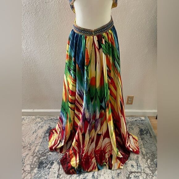 Prom dress Cinderella in size 6 - Picture 8 of 13